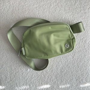 Lululemon Belt Bag 1L Edamame Green